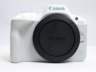 EOS R50