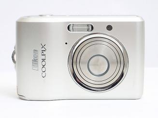 COOLPIX L18