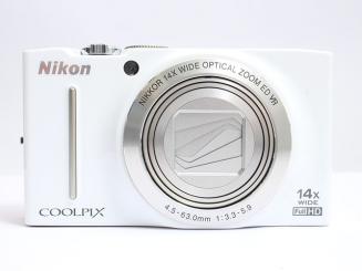 COOLPIX S8200