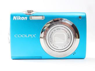 COOLPIX S3000