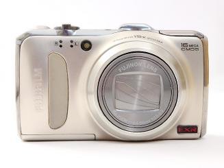 FinePix F550EXR