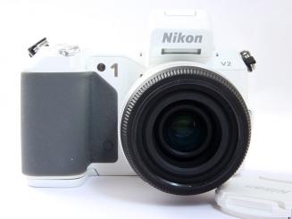 Nikon1 V2 18.5 F1.8