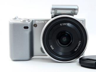 NEX-5 E16 F2.8