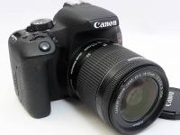 EOS Kiss X9i EF-S18-55